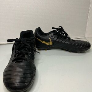Nike Junior Legend 7 Club FG Tiempo Kids‎ Soccer Cleats, sz:4